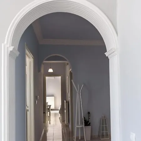 Vigere Luxury Monolithos (Santorini)